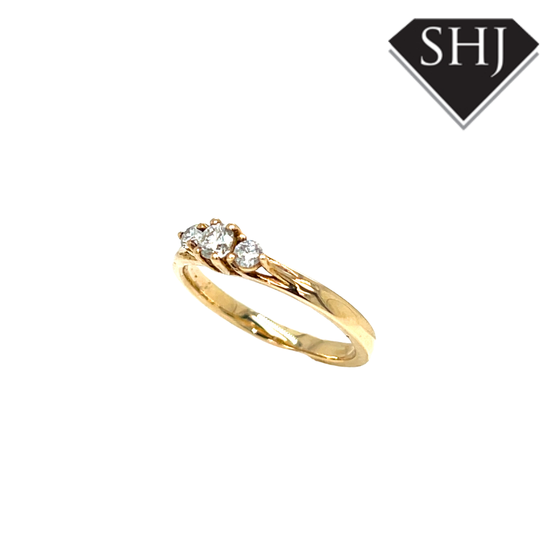 9ct Yellow Gold Diamond 3 Stone Ring 0.25ct