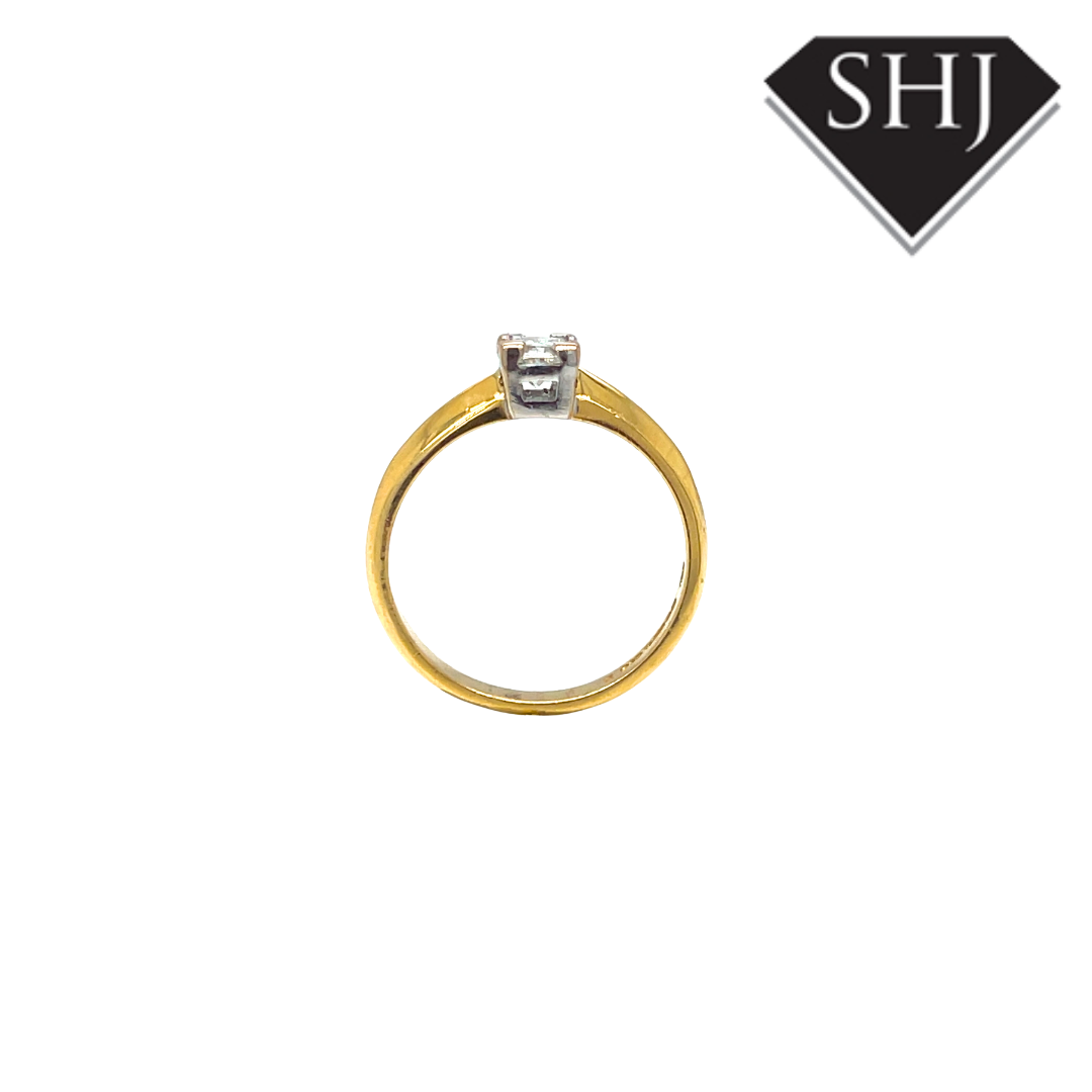 18ct Yellow/White Gold Princess Cut Diamond Ring