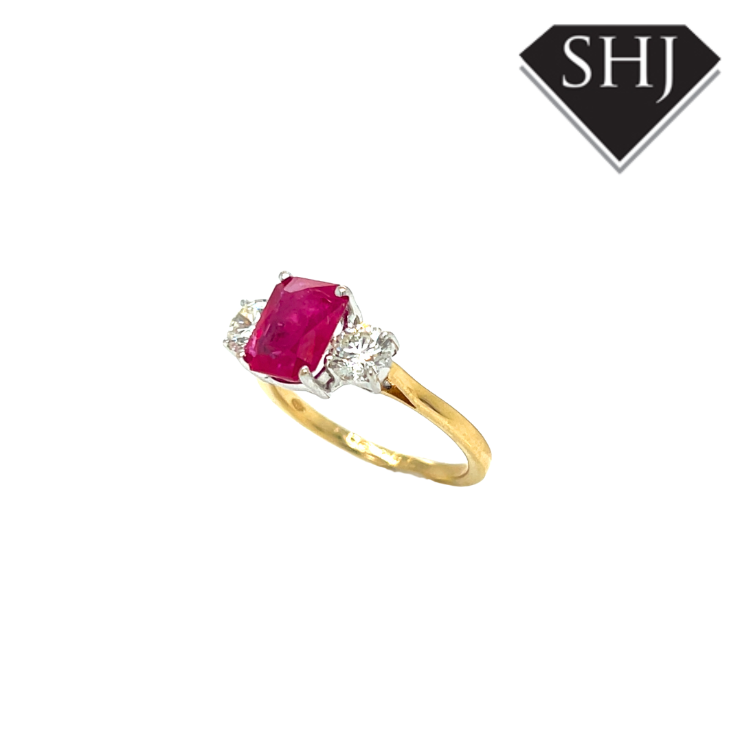 18ct Yellow & White Gold 2.60ct Ruby & 0.85ct Diamond Ring