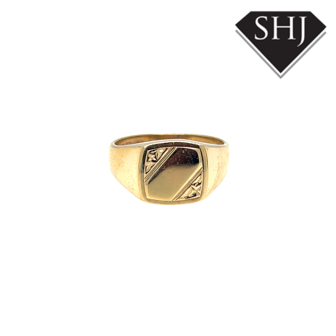 9ct Yellow Gold Cushion Engraved Signet Ring