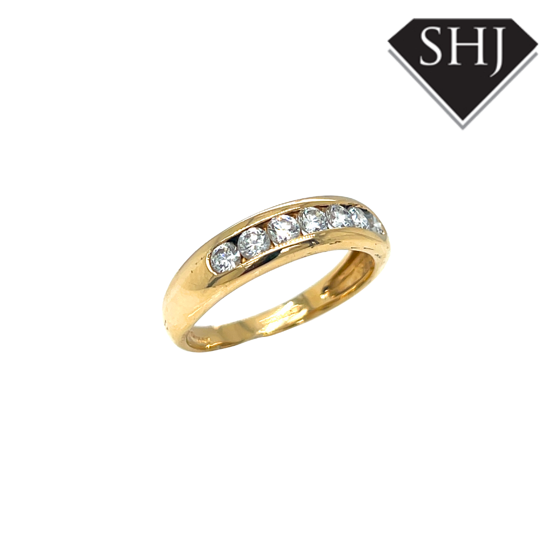 14ct White Gold 7 Stone CZ Ring