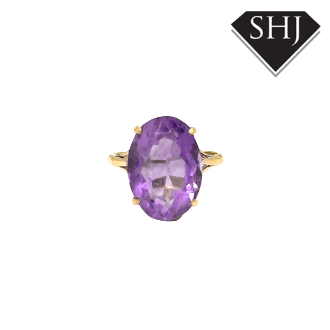 9ct Yellow Gold Amethyst Ring