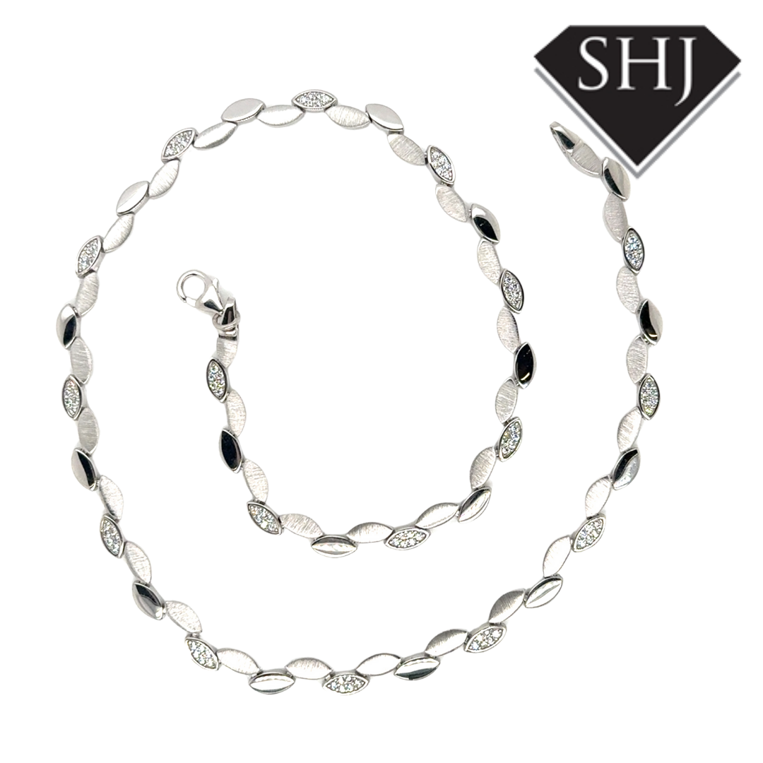 Silver Leaf Pattern Necklace