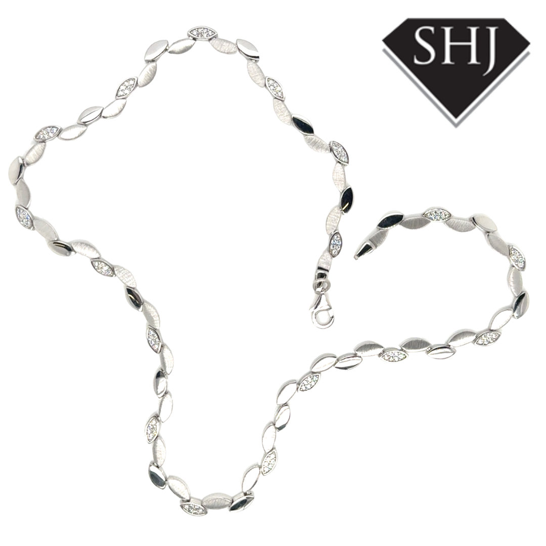 Silver Leaf Pattern Necklace