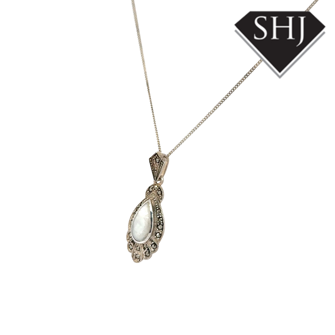 Silver Mother of Pearl Pendant