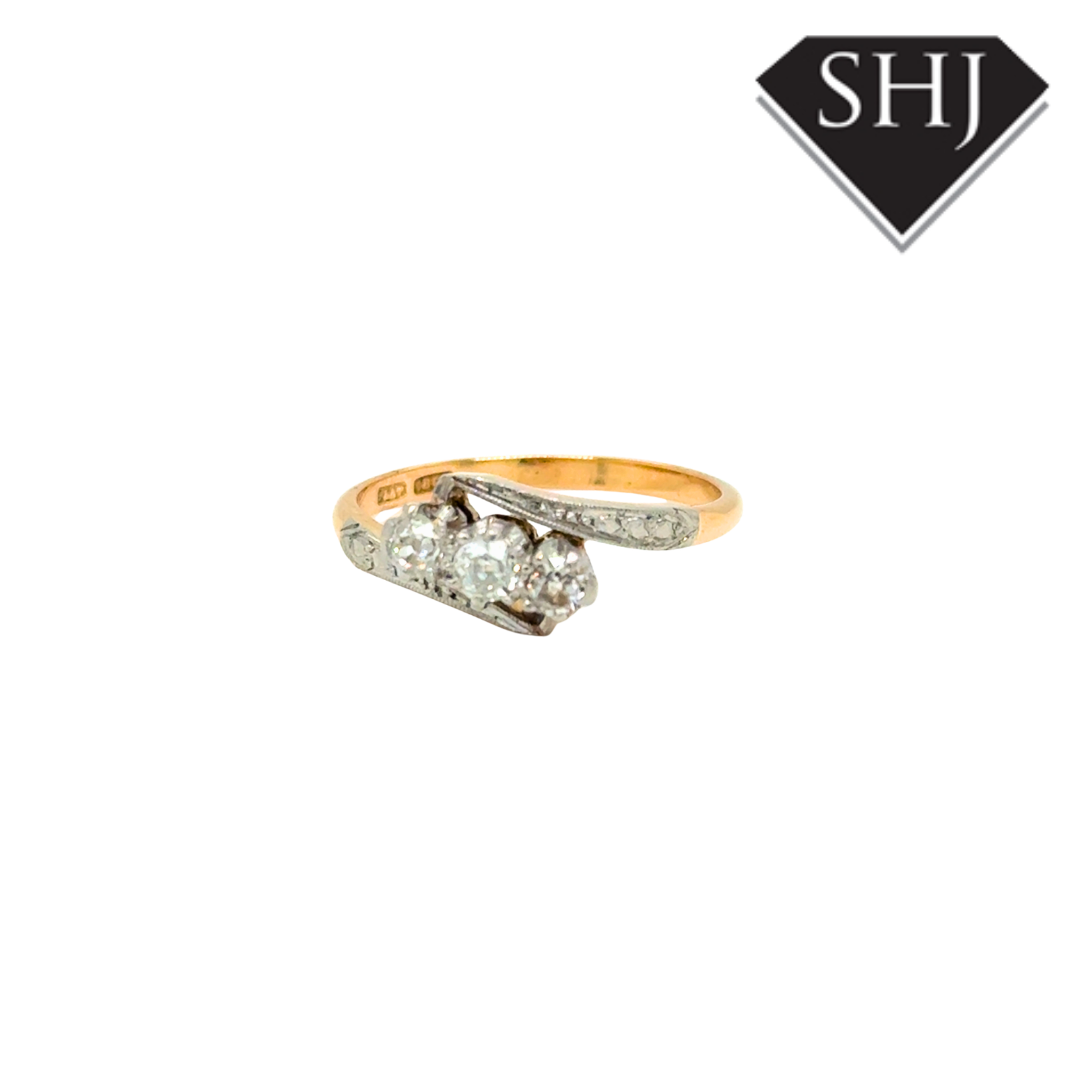 18ct Yellow Gold 3 Stone Diamond Ring