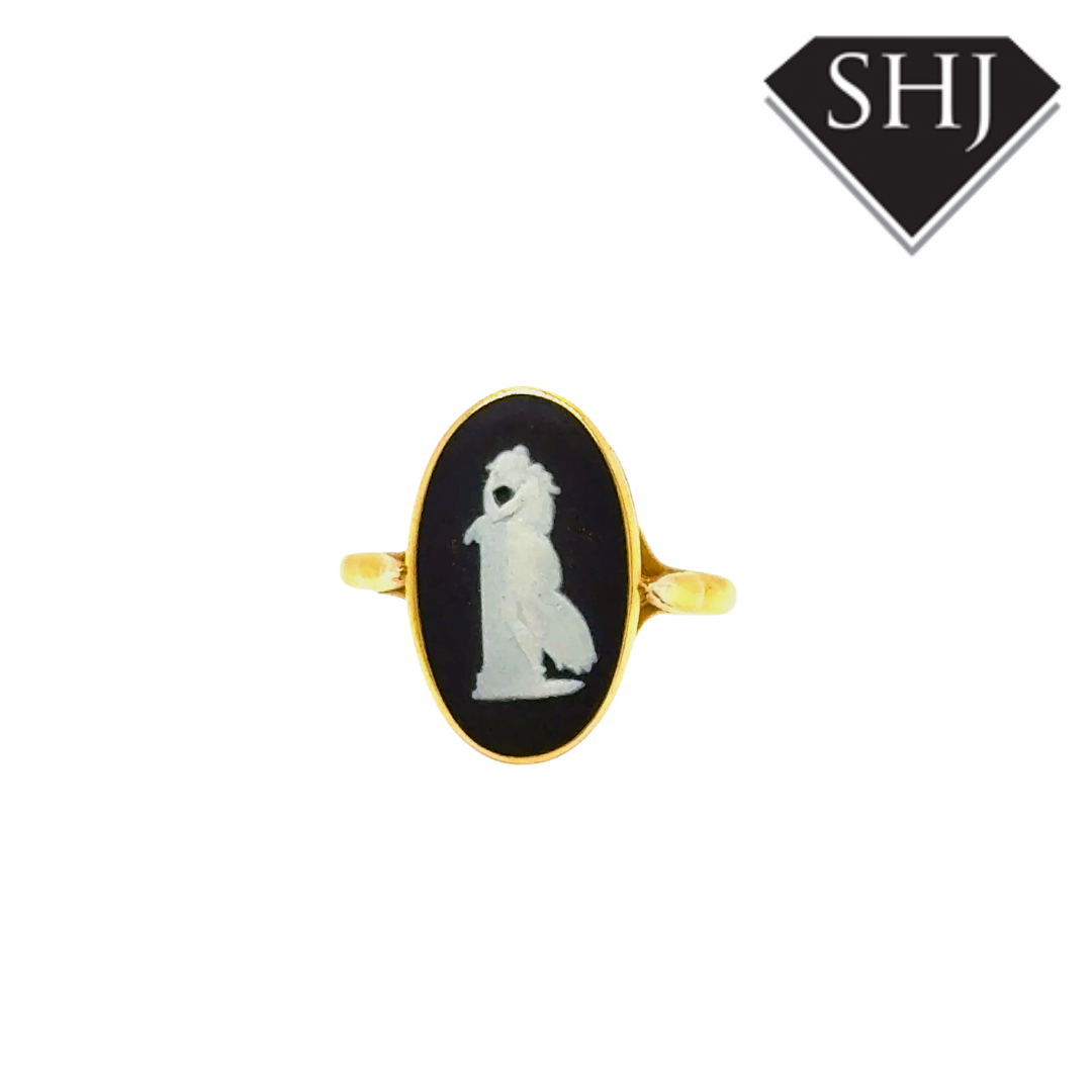 9ct Yellow Gold Wedgewood Ring