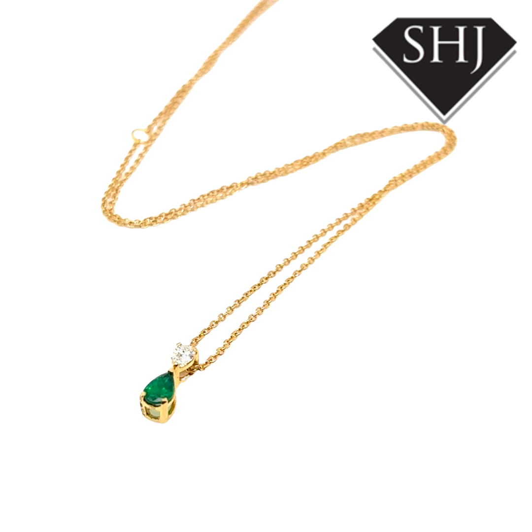 18ct Yellow Gold Emerald & Diamond Pendant
