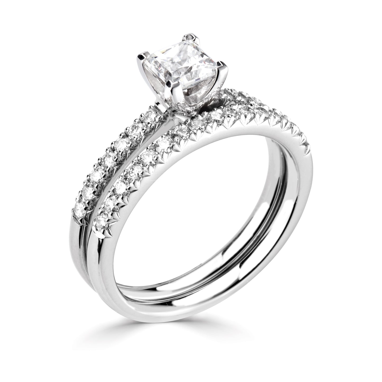 Solitaires - Diamond Shoulders