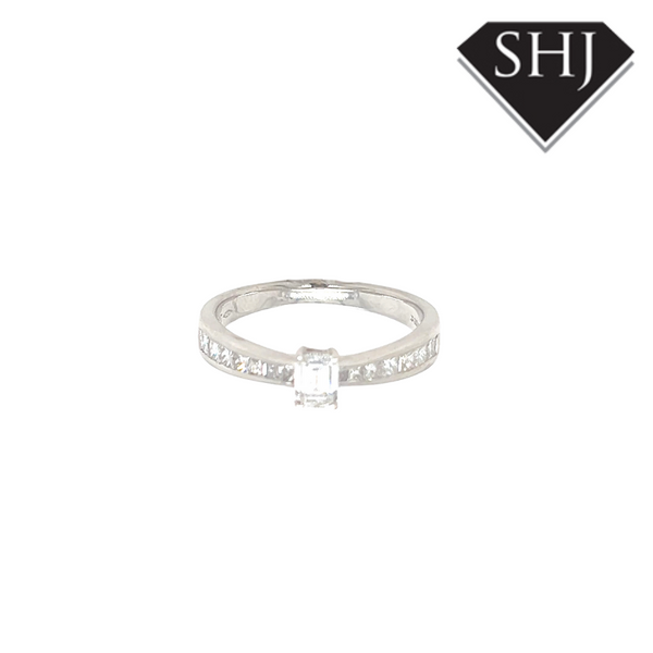 18ct White Gold 0.35ct Diamond Ring