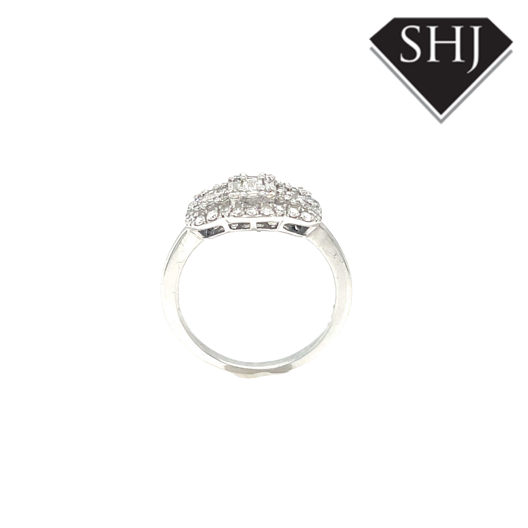 9ct White Gold Diamond Cluster Ring 0.68ct