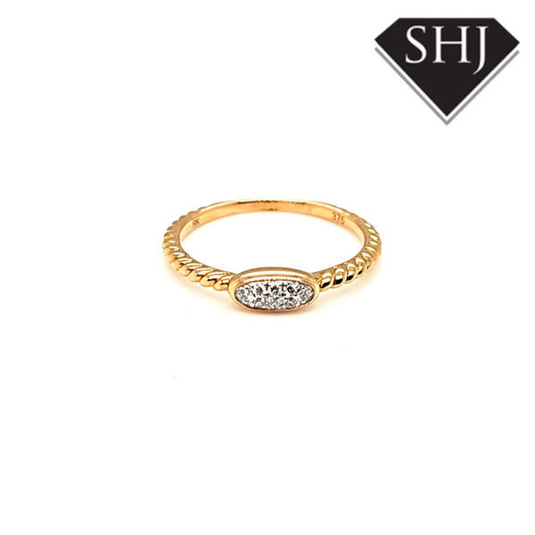 9ct Yellow Gold Oblong Cluster Ring