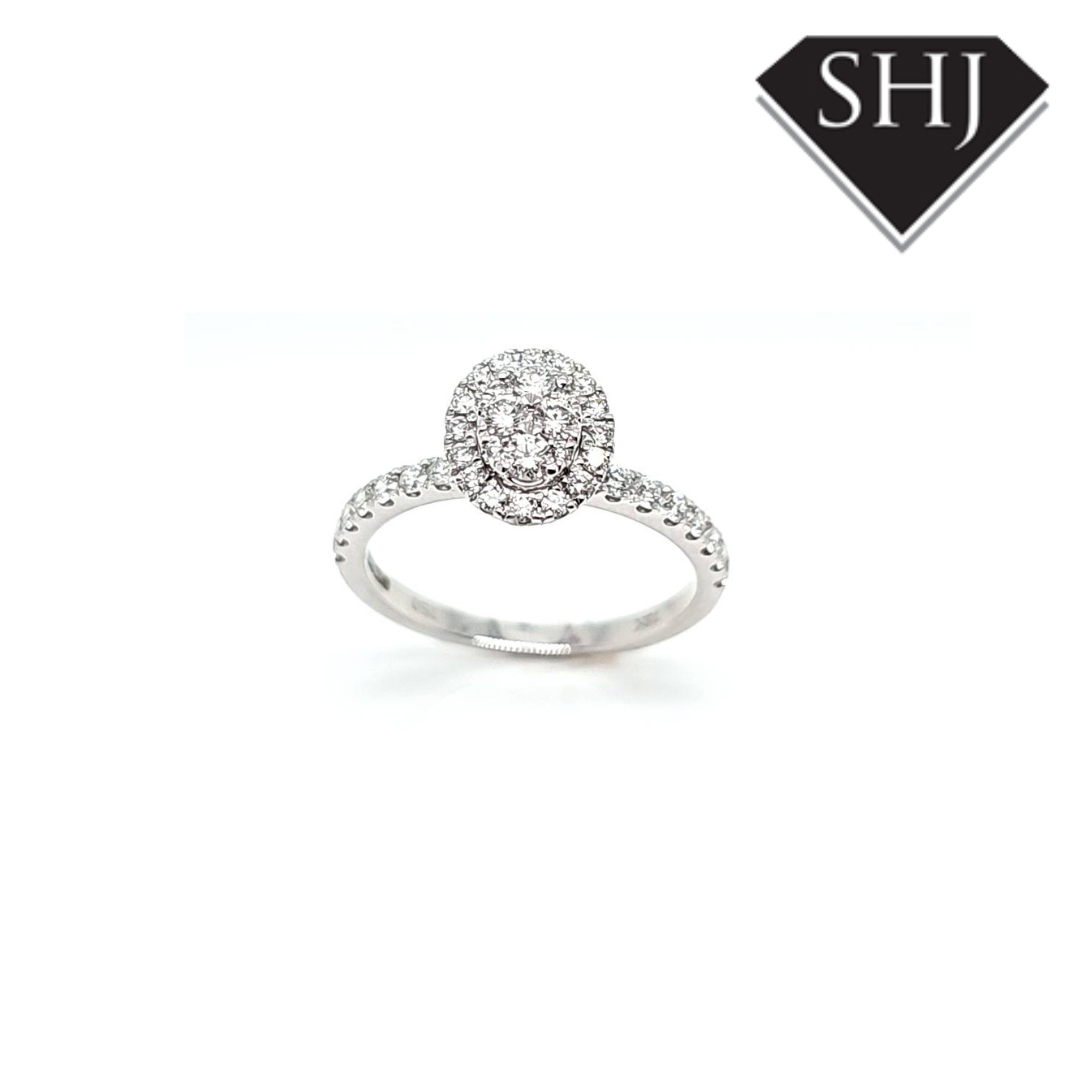 18ct White Gold Diamond Cluster Ring