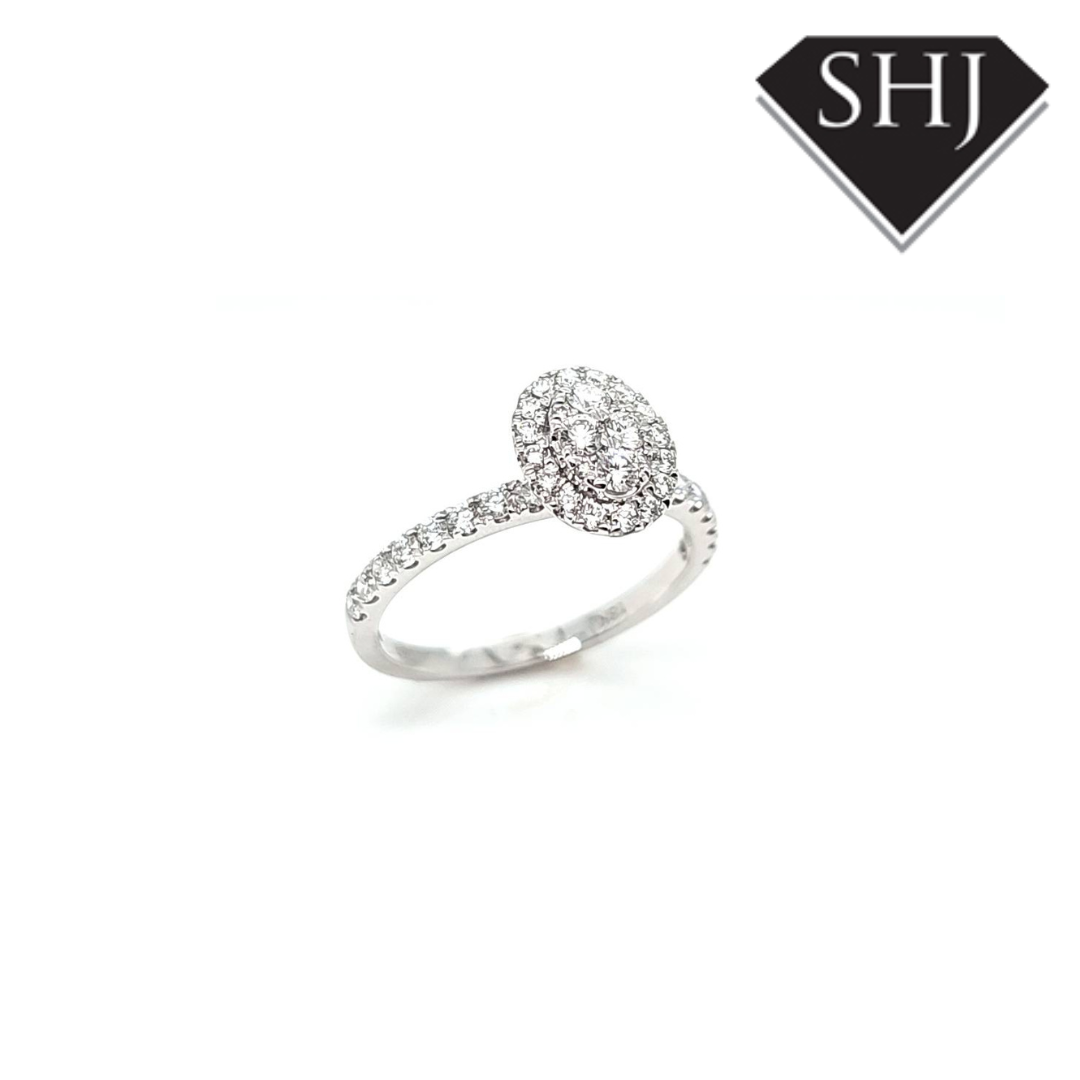 18ct White Gold Diamond Cluster Ring