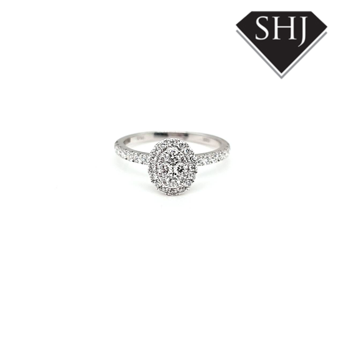 18ct White Gold Diamond Cluster Ring