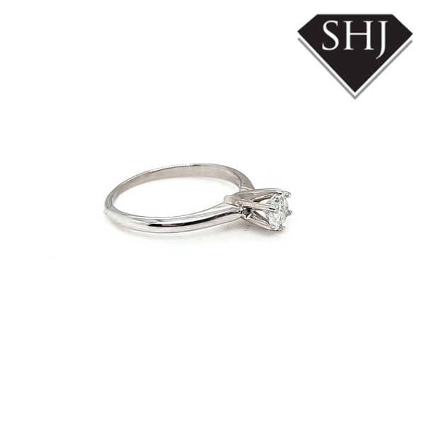 14ct White Gold Diamond Ring