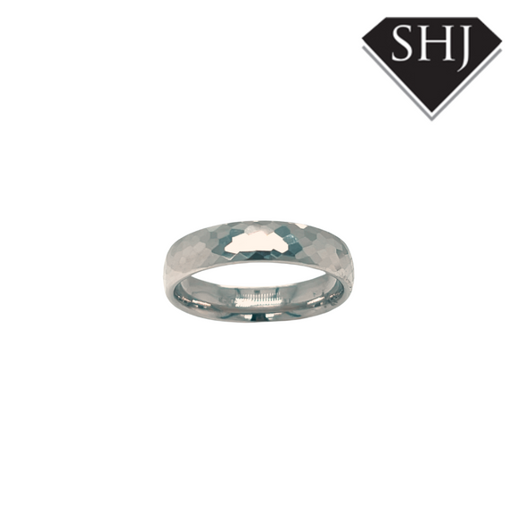 Platinum Court Hammered Wedding Band