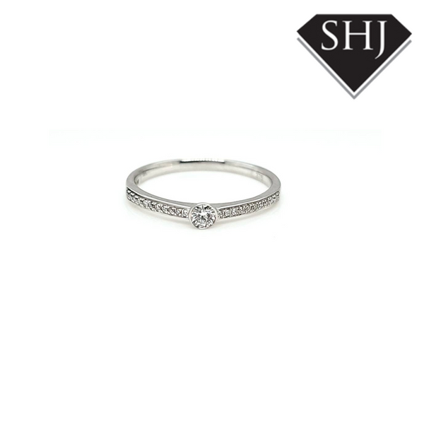 9ct White Gold Diamond Ring