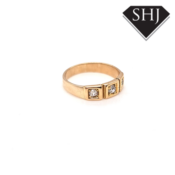 9ct Yellow Gold 3 Stone Diamond Ring