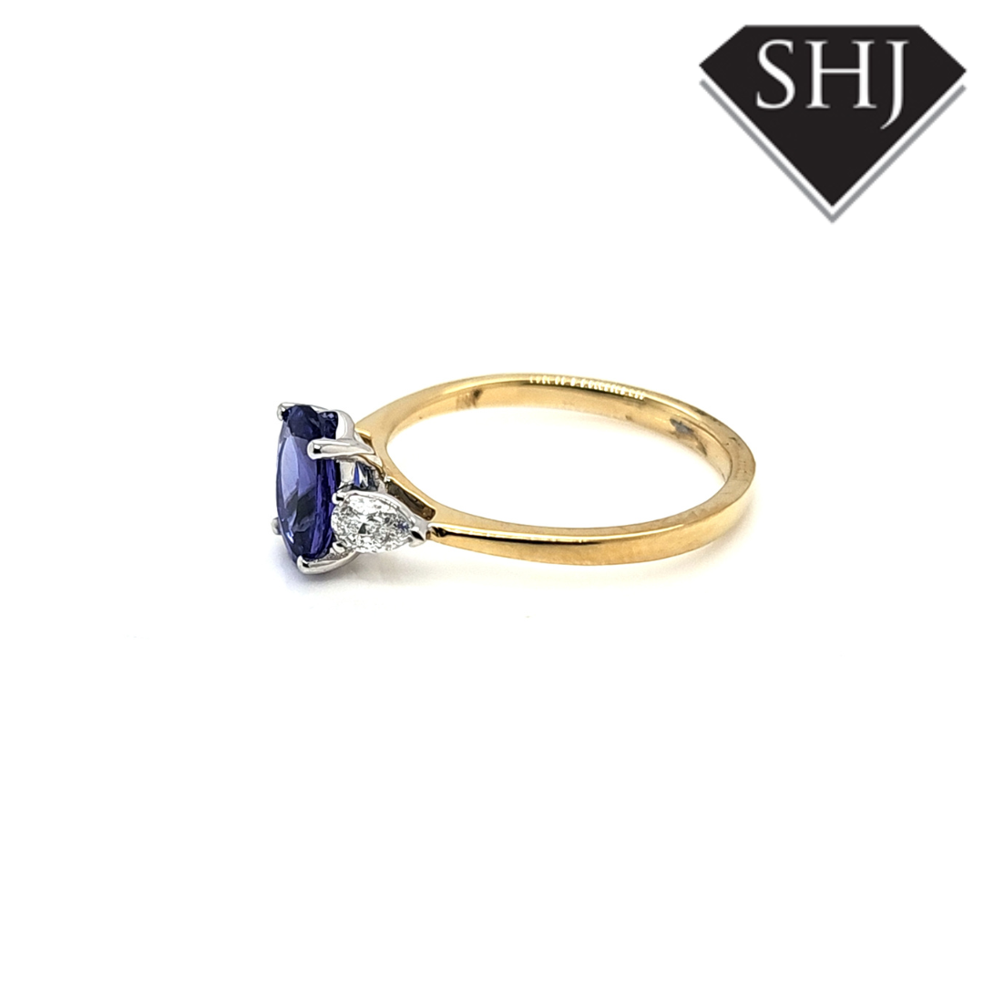 18ct Yellow Gold Tanzanite and Diamond Ring