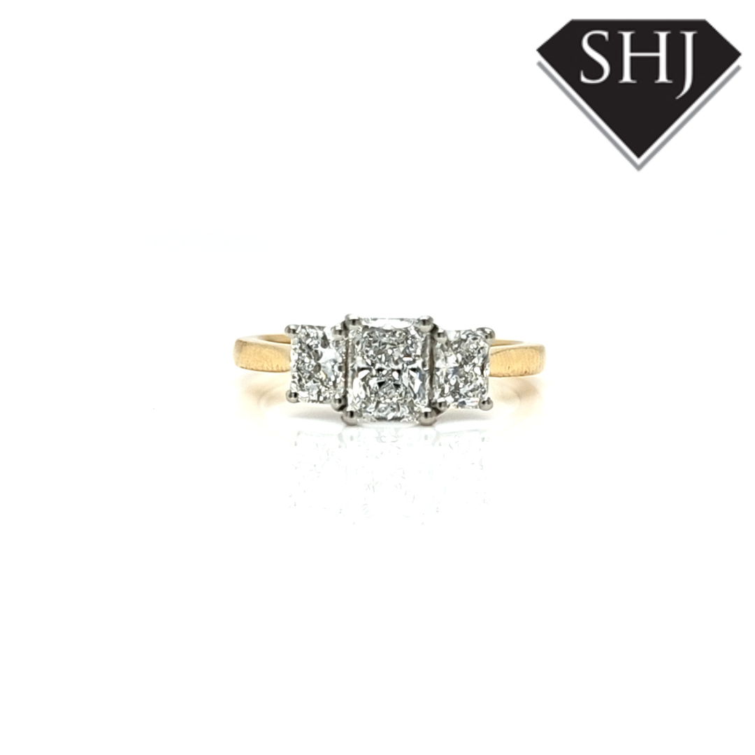 18ct Yellow Gold Diamond 3 Stone Ring