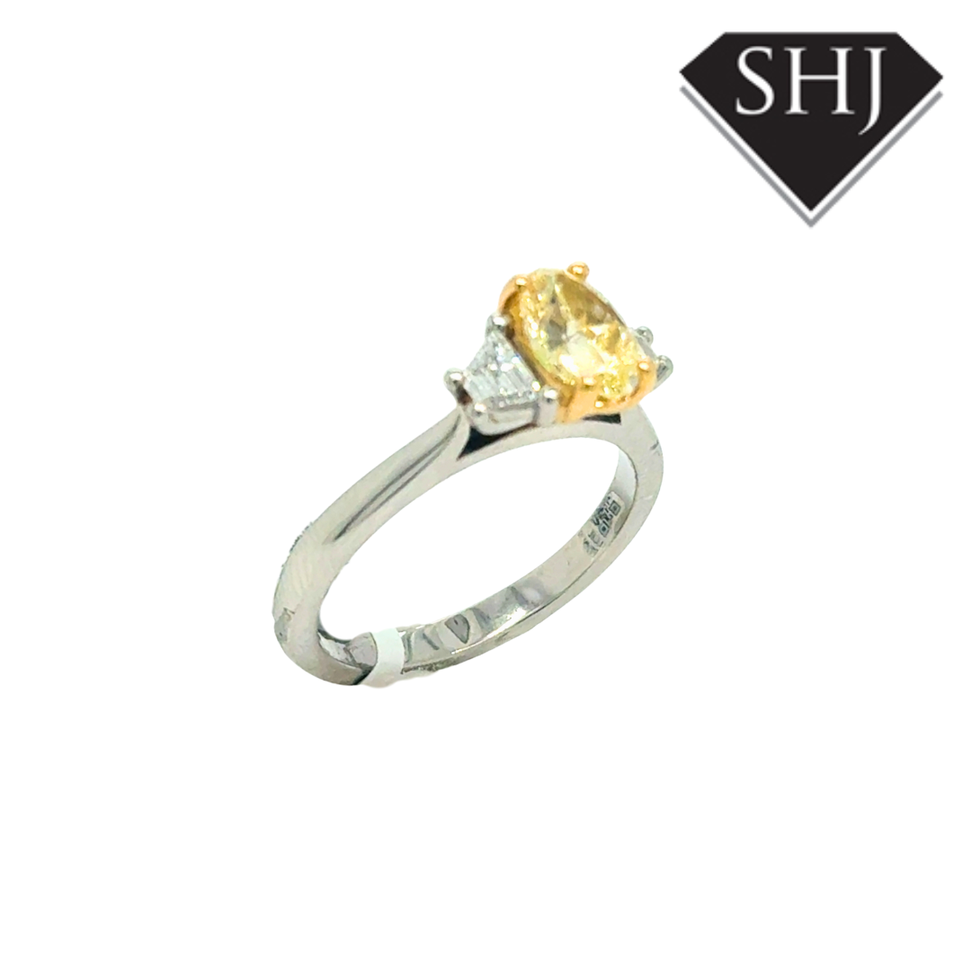 Platinum Natural 0.92ct Yellow Diamond 1.18ct Diamond 3 Stone Ring