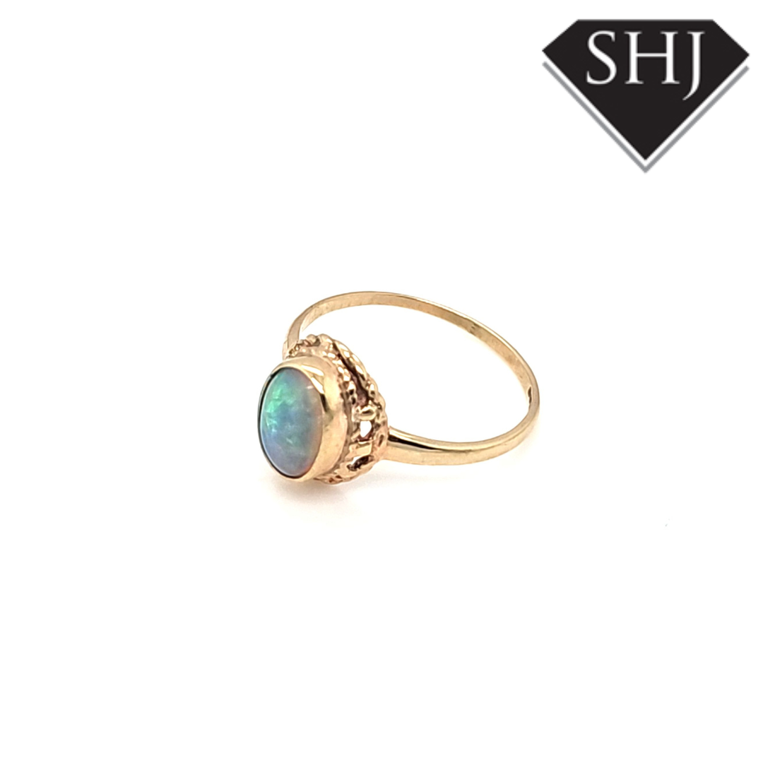 9ct Yellow Gold Opal Ring