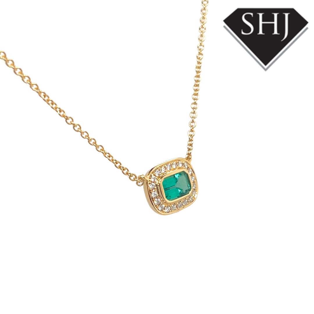 18ct Yellow Gold Emerald and Diamond Pendant