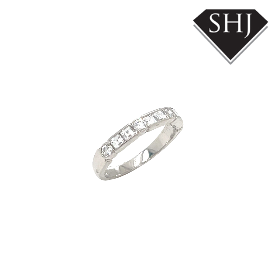 Platinum 10 Stone Diamond Eternity Ring