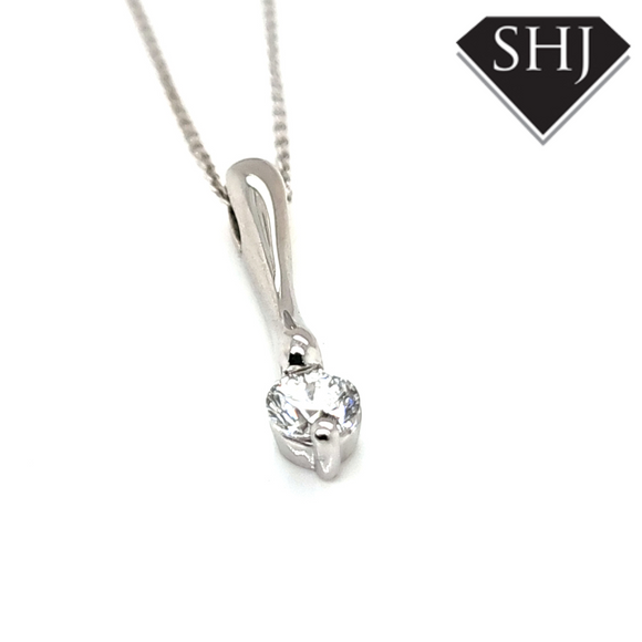 18ct White Gold Diamond Pendant