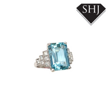 18ct White Gold Aqua and Diamond Ring