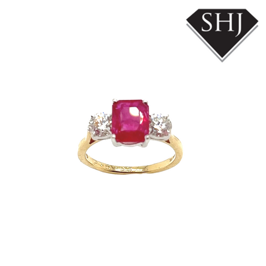 18ct Yellow & White Gold 2.60ct Ruby & 0.85ct Diamond Ring