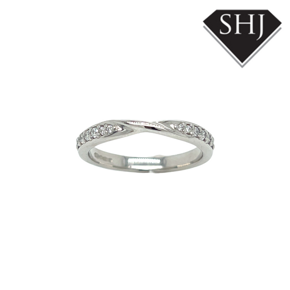 Ribbon and Twist Platinum Diamond Wedding Band