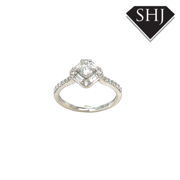 18ct White Gold Baguette Diamond Ring