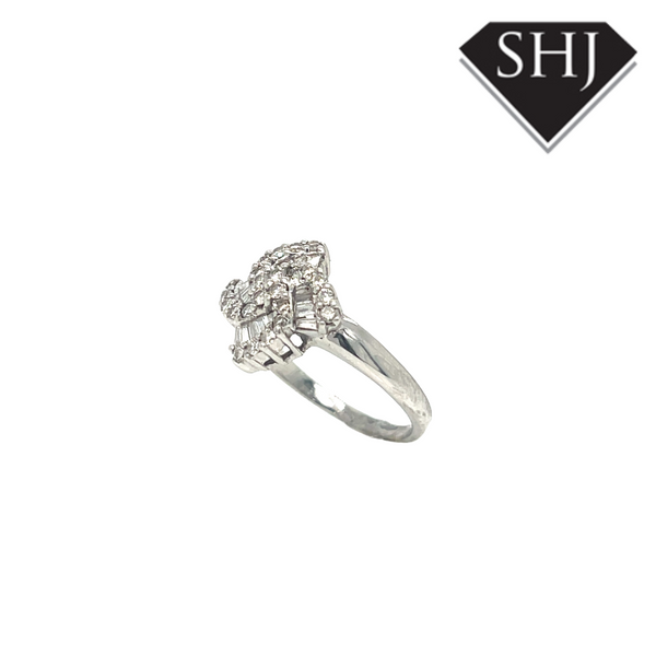 18ct White Gold 0.50ct Diamond Cluster Ring
