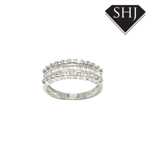 18ct White Gold Baguette Diamond Ring