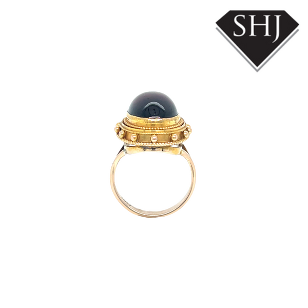 9ct Yellow Gold Oval Garnet Ring