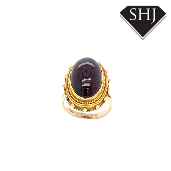 9ct Yellow Gold Oval Garnet Ring