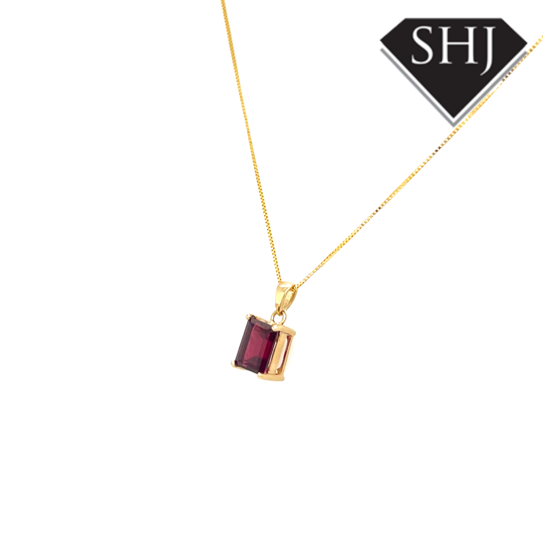 9ct Yellow Gold Garnet Pendant