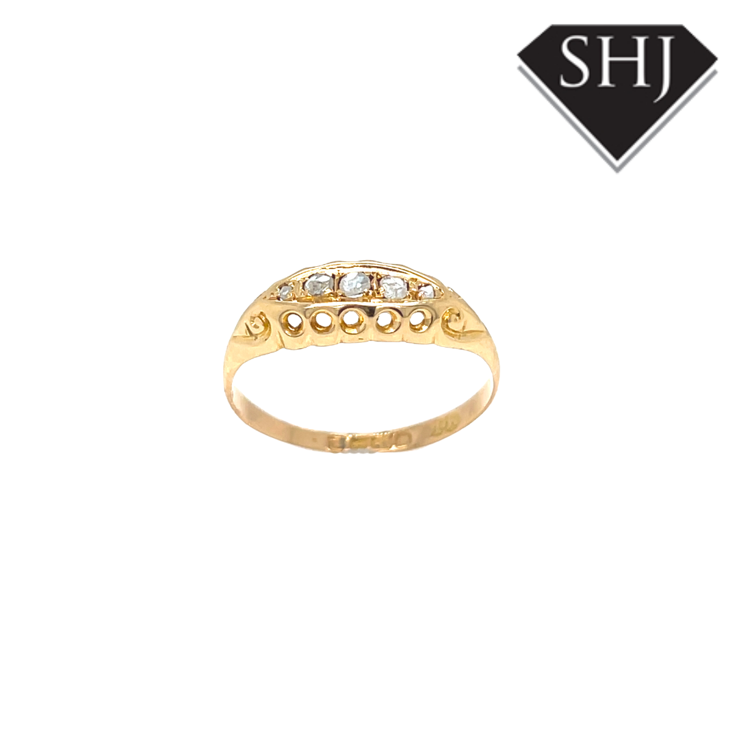 18ct Yellow Gold Diamond Ring