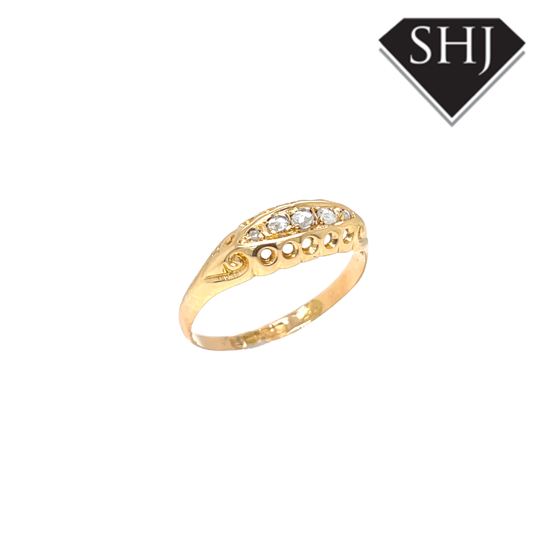 18ct Yellow Gold Diamond Ring