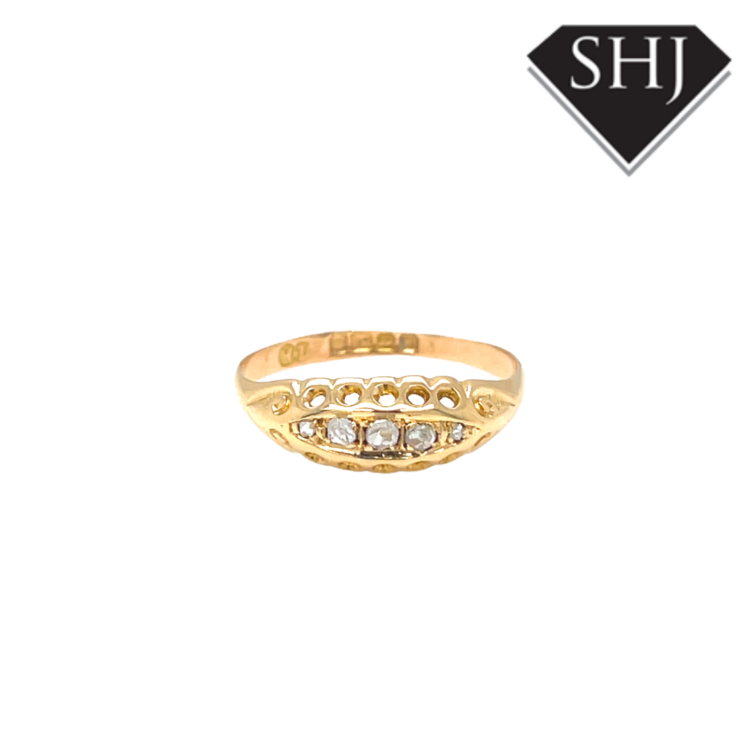 18ct Yellow Gold Diamond Ring