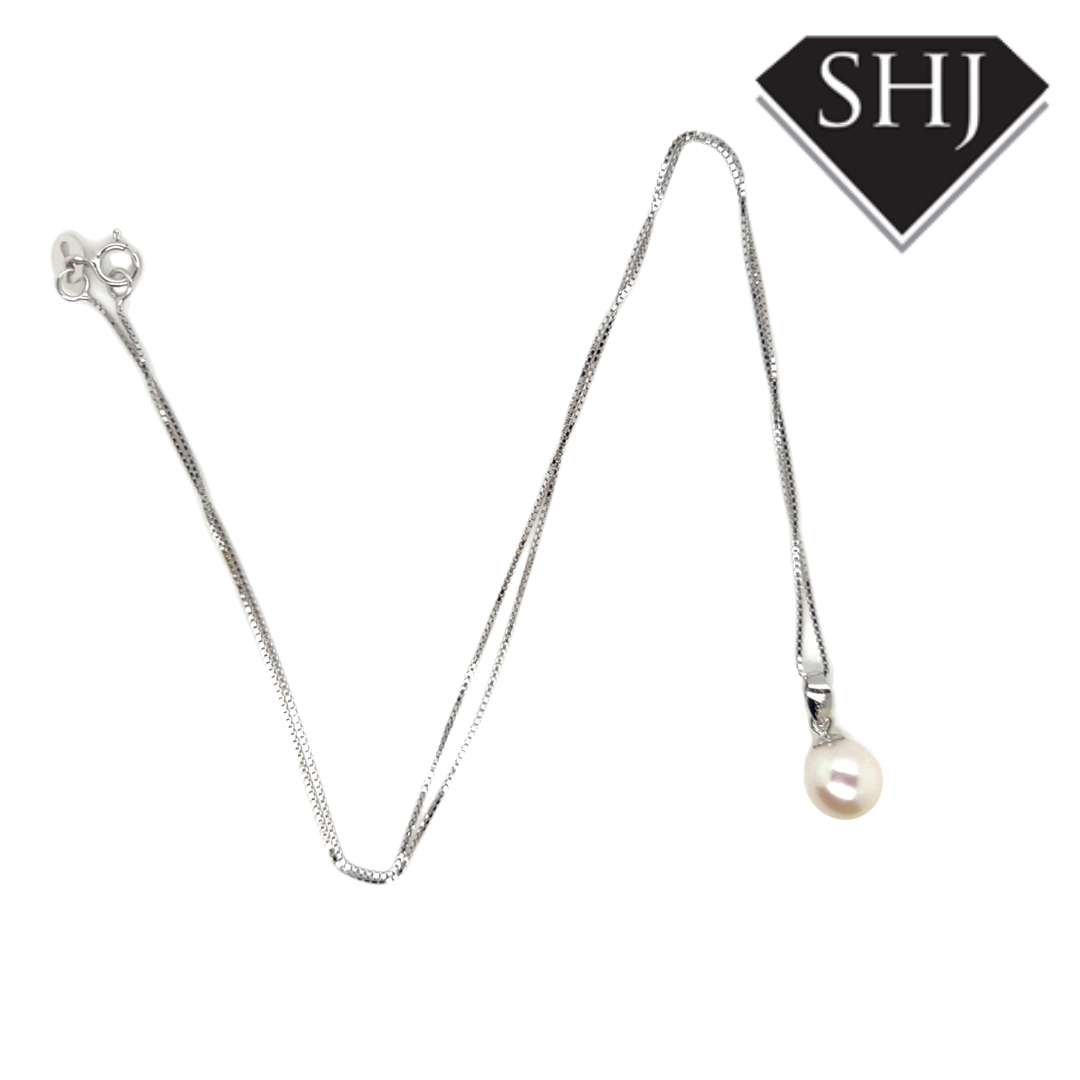 Silver Pearl Necklace