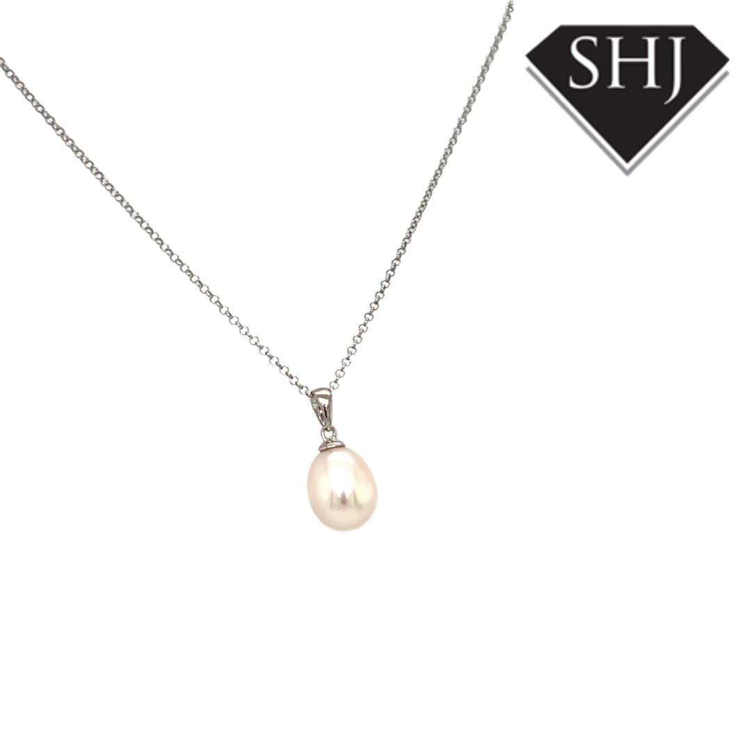 Silver Oval Pearl Necklace