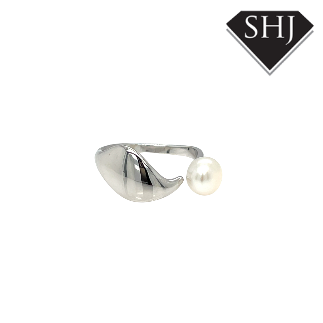 Silver Pearl Ring