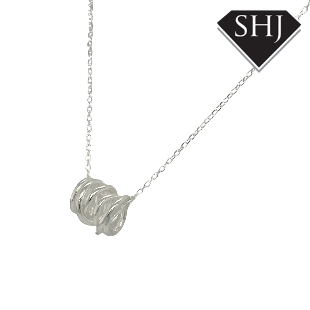 Silver Twist Pendat & Chain