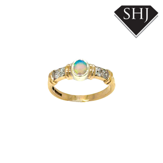9ct Yellow Gold Opal Ring