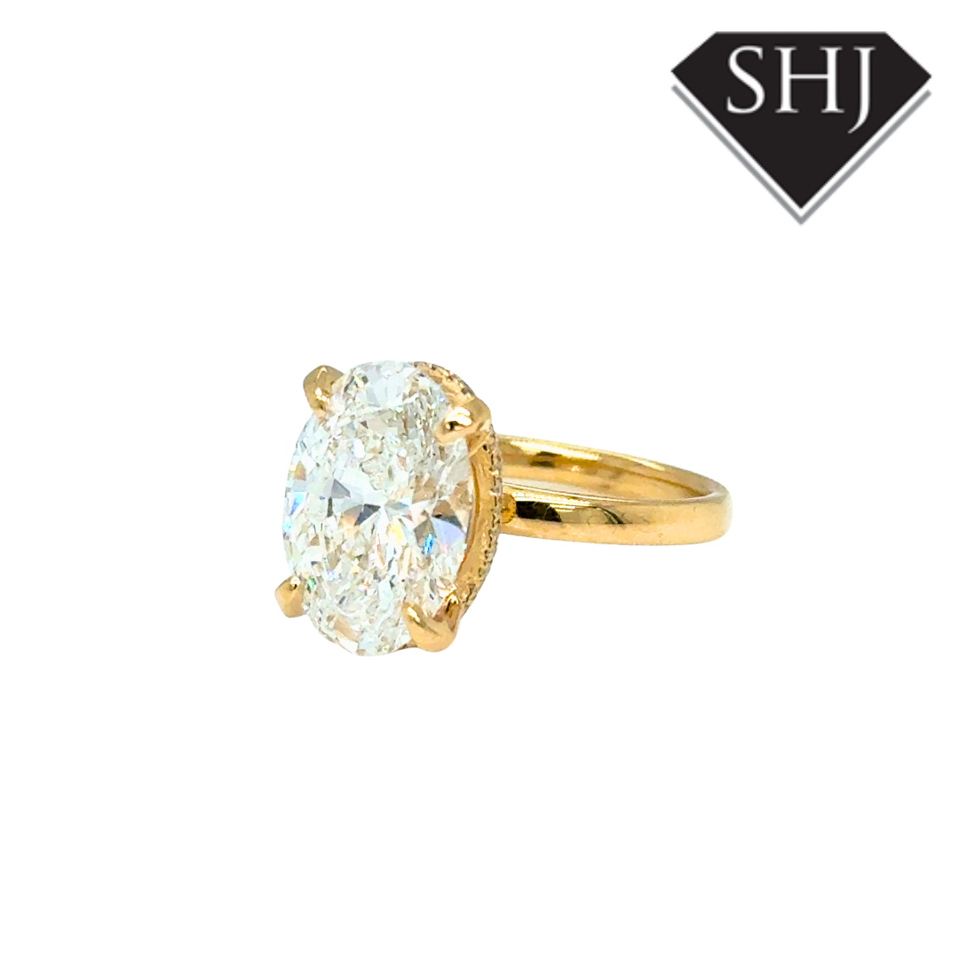 18ct Yellow Gold Lab Grown Oval 5.00ct Diamond Hidden Halo Ring E VVS2