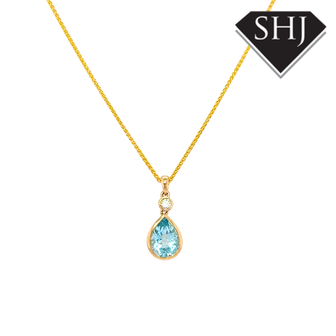 9ct Yellow Gold 1.94ct Blue Topas & 0.06ct Diamond Pendant