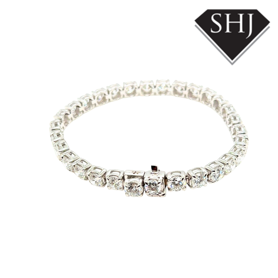 18ct White Gold Lab Grown 15.00ct Diamond Tennis Bracelet